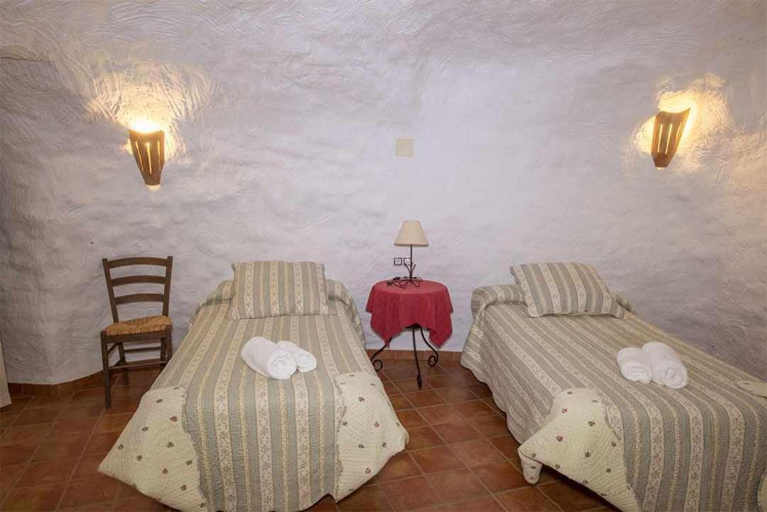 Casas Cueva El Mirador De Galera Guest House Bagian luar foto