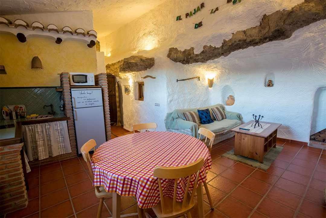 Casas Cueva El Mirador De Galera Guest House Bagian luar foto