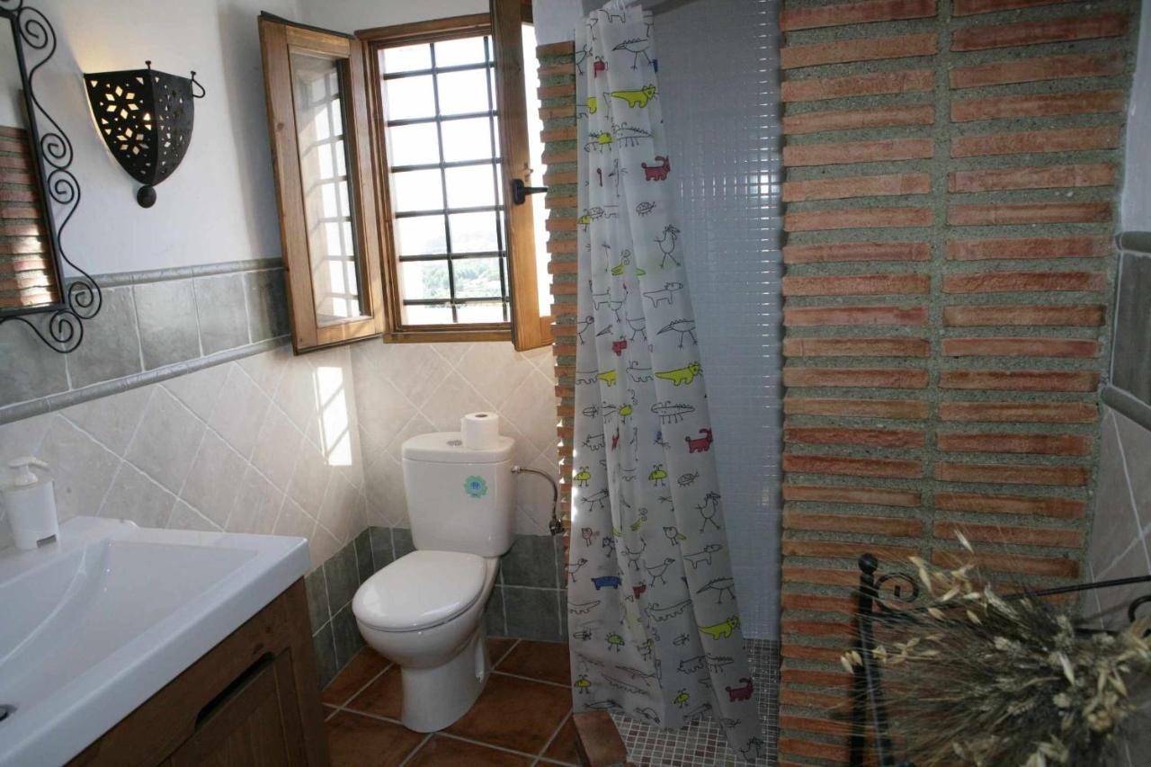 Casas Cueva El Mirador De Galera Guest House Bagian luar foto