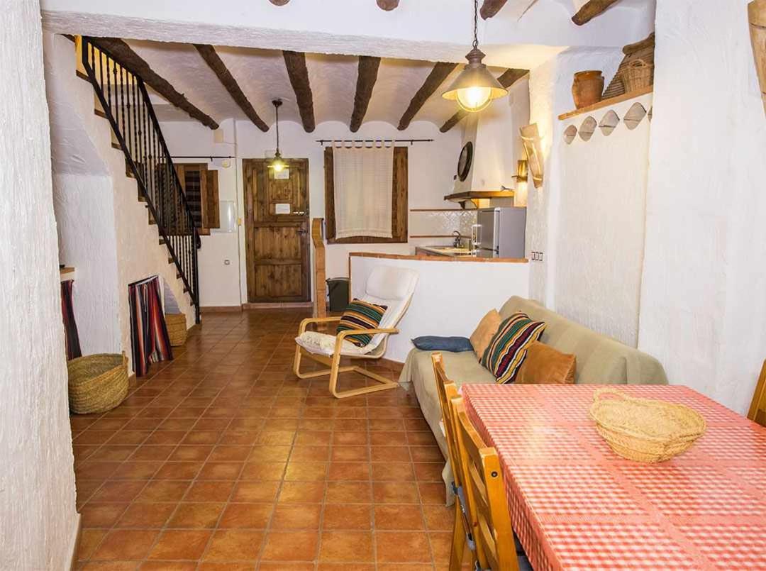 Casas Cueva El Mirador De Galera Guest House Bagian luar foto
